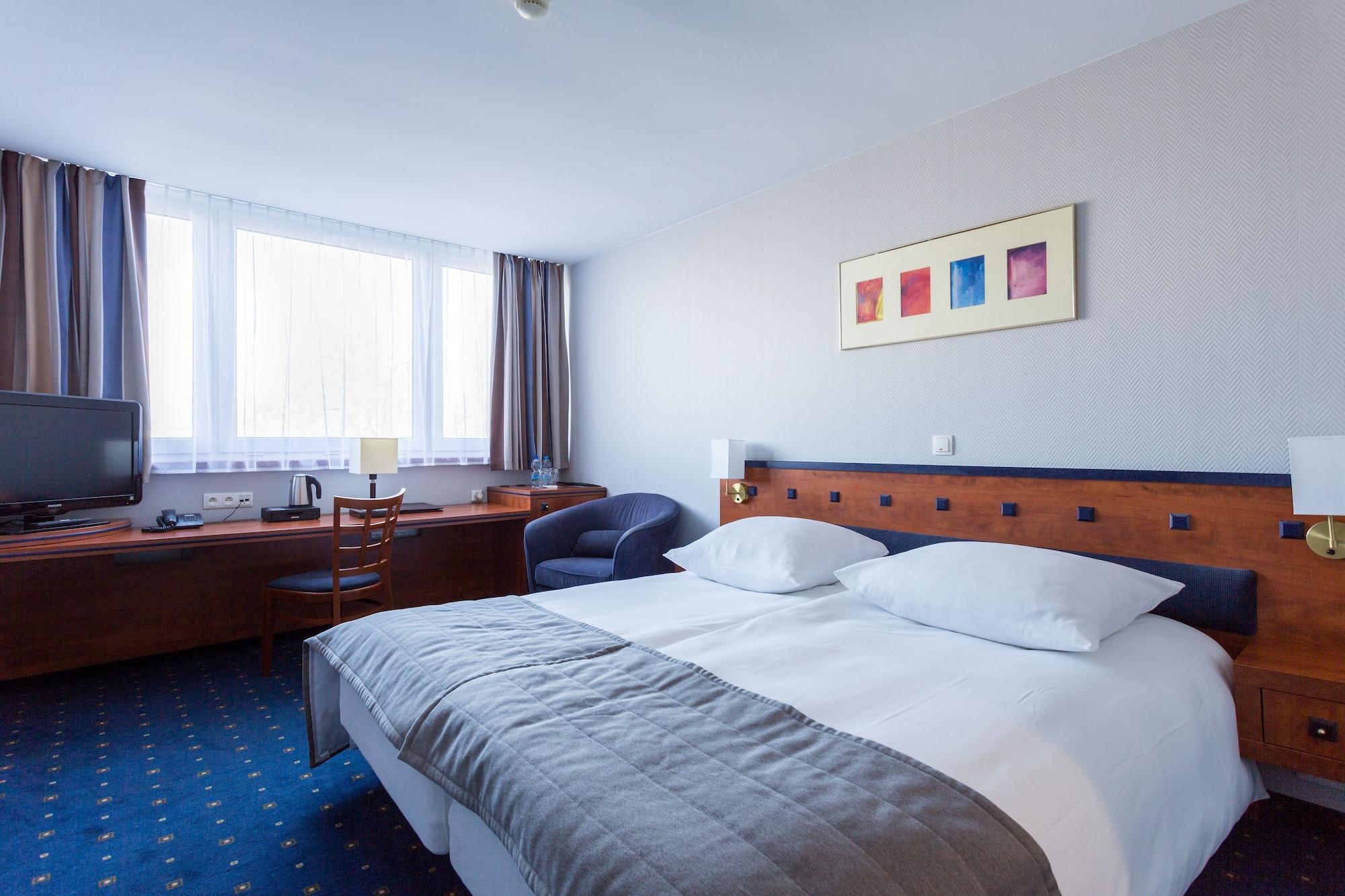 Qubus Hotel เลกนิตซา ภายนอก รูปภาพ