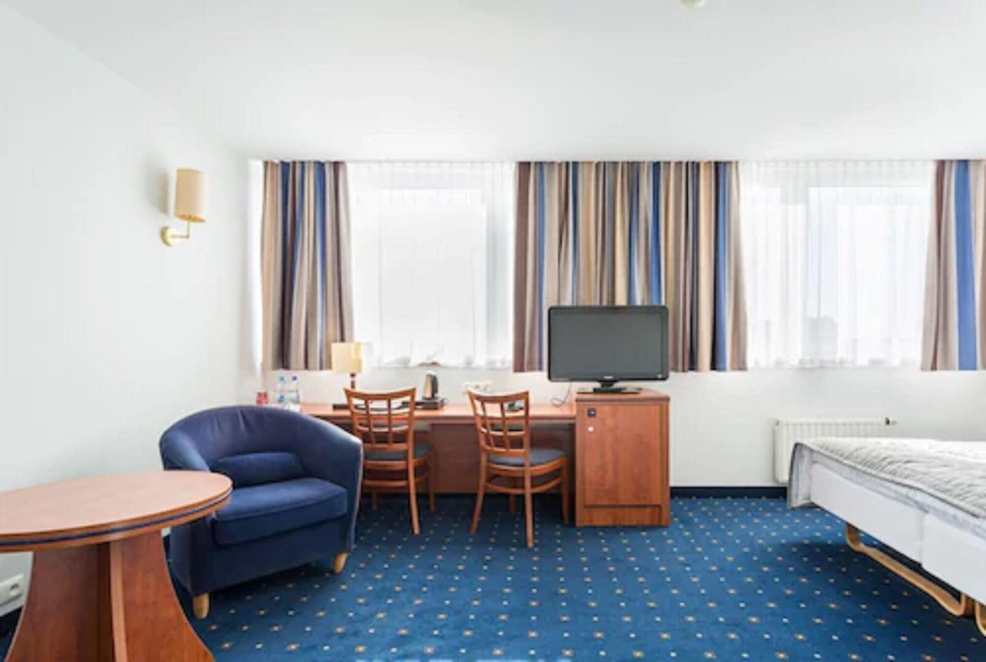 Qubus Hotel เลกนิตซา ภายนอก รูปภาพ