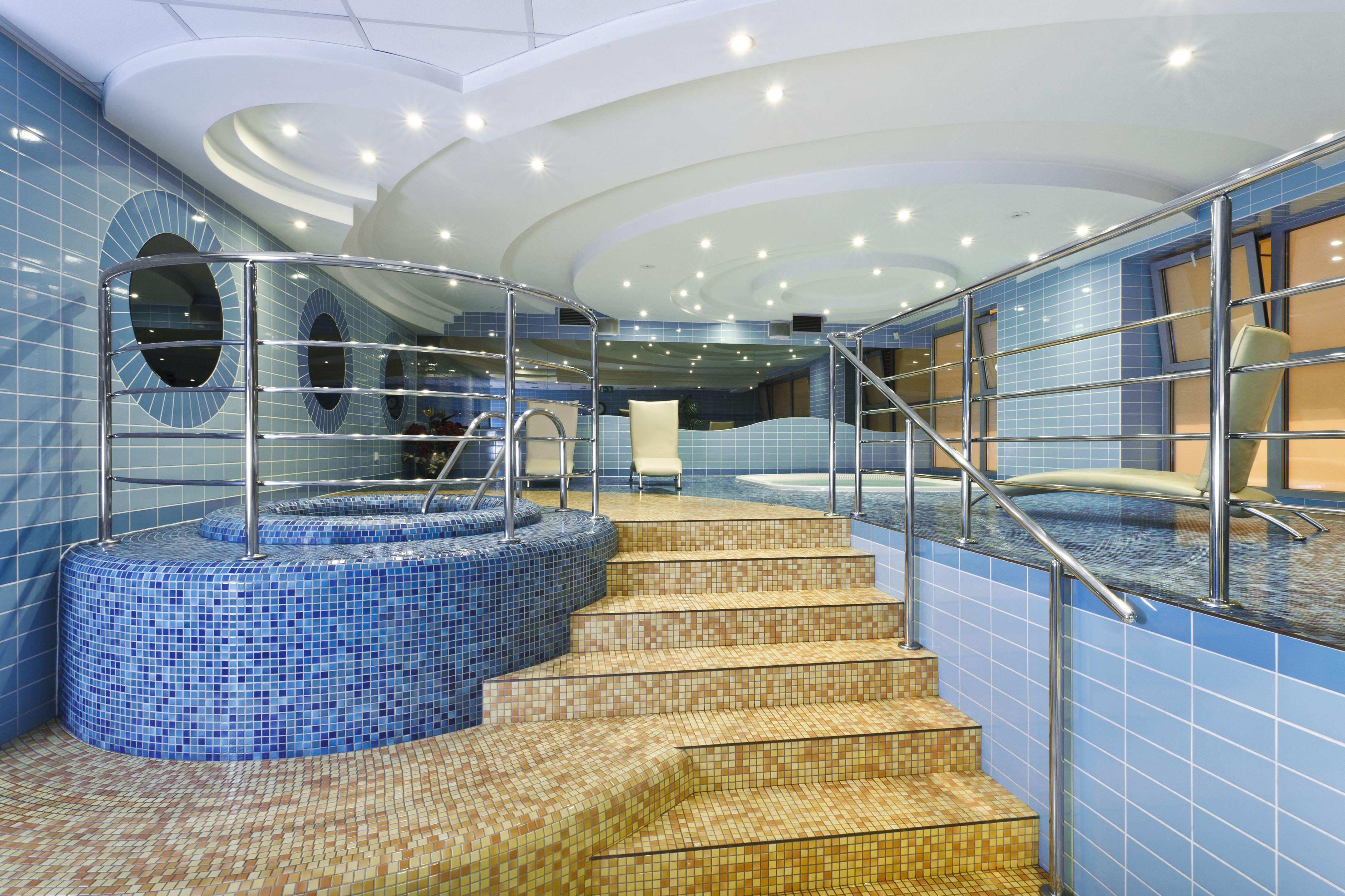 Qubus Hotel เลกนิตซา ภายนอก รูปภาพ
