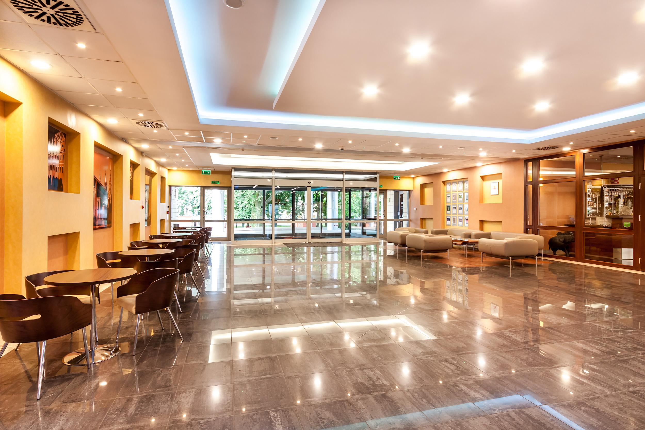 Qubus Hotel เลกนิตซา ภายนอก รูปภาพ