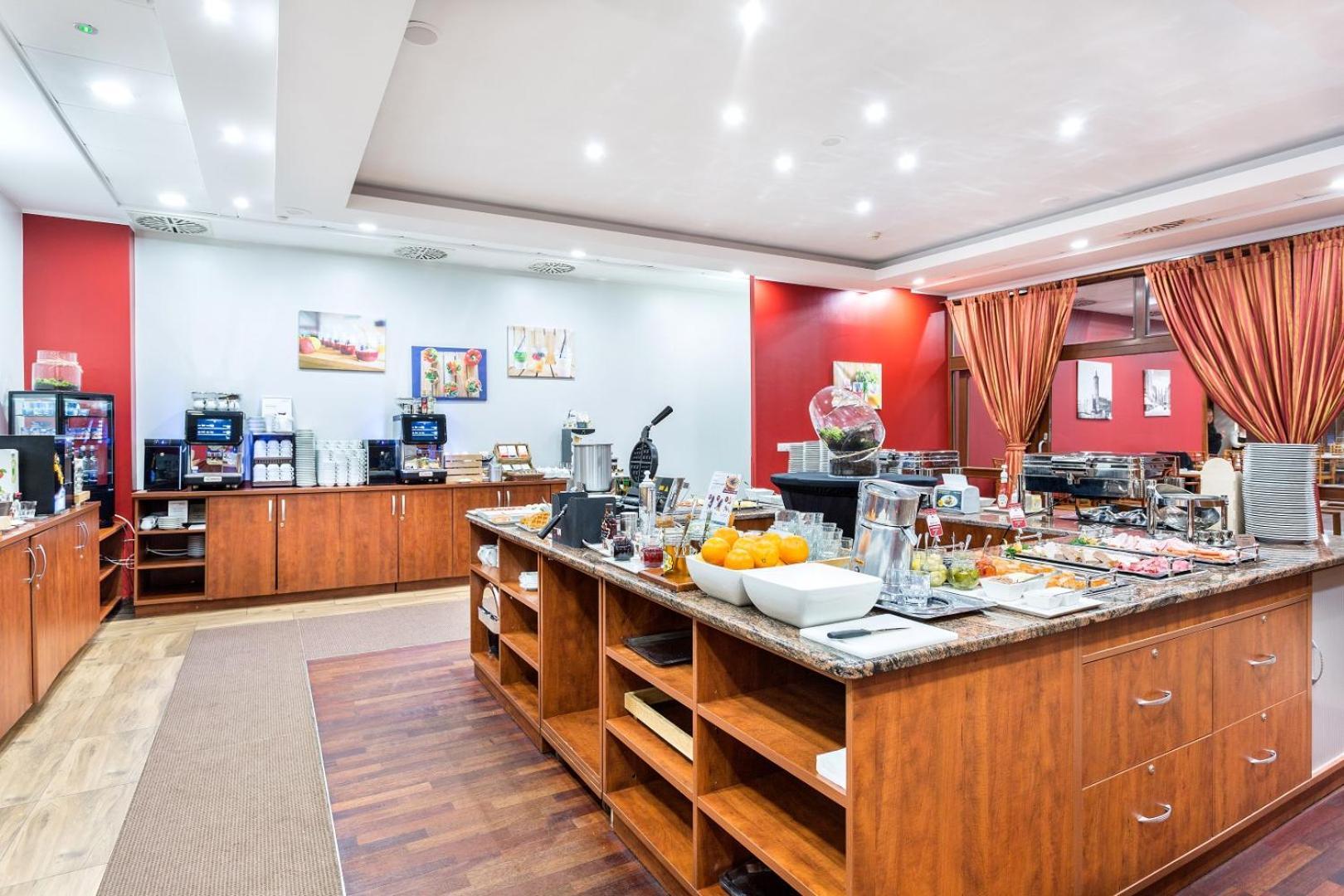 Qubus Hotel เลกนิตซา ภายนอก รูปภาพ